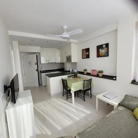 Sol Y Sol Apartment Torremolinos